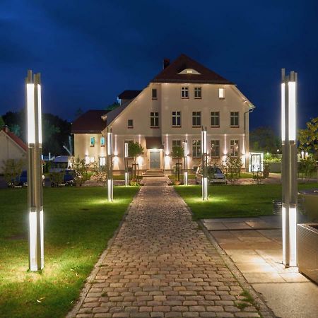 Hotel Und Restaurant Am Peenetal Liepen  Екстер'єр фото