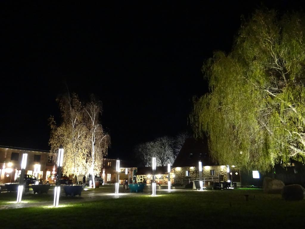 Hotel Und Restaurant Am Peenetal Liepen  Екстер'єр фото