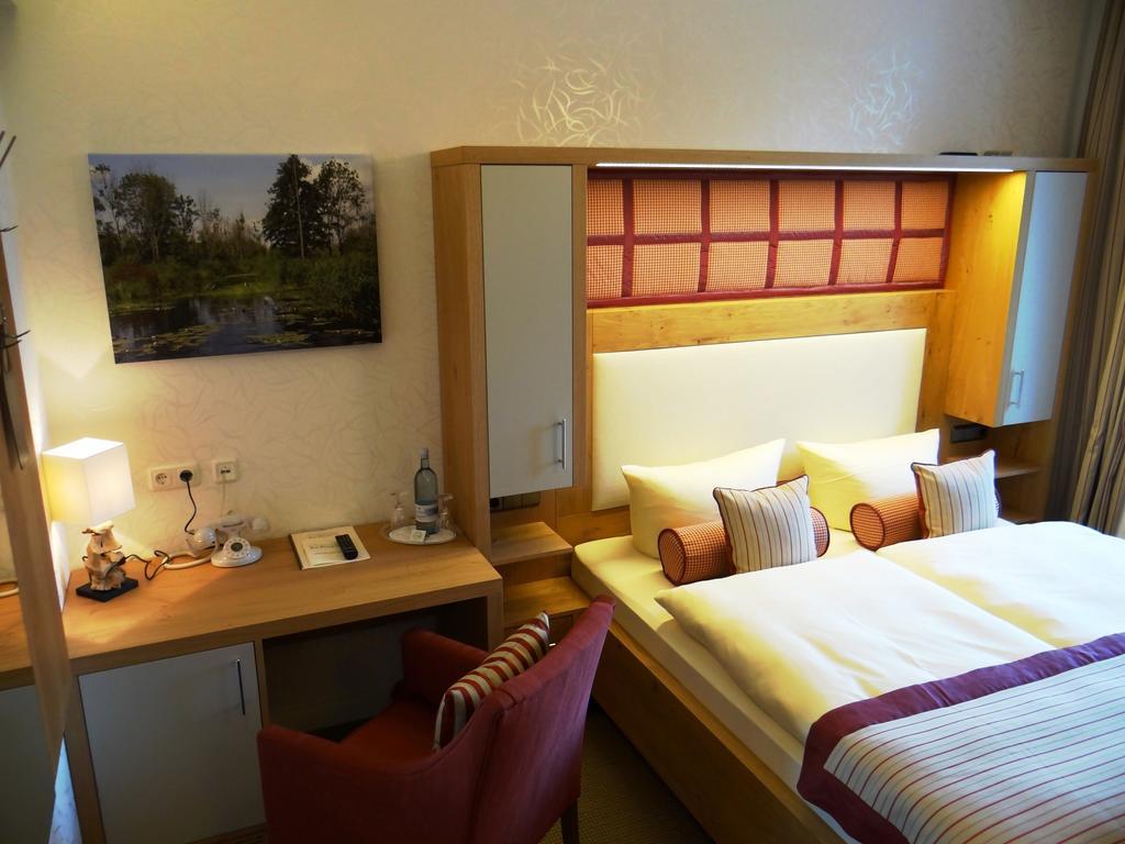 Hotel Und Restaurant Am Peenetal Liepen  Номер фото
